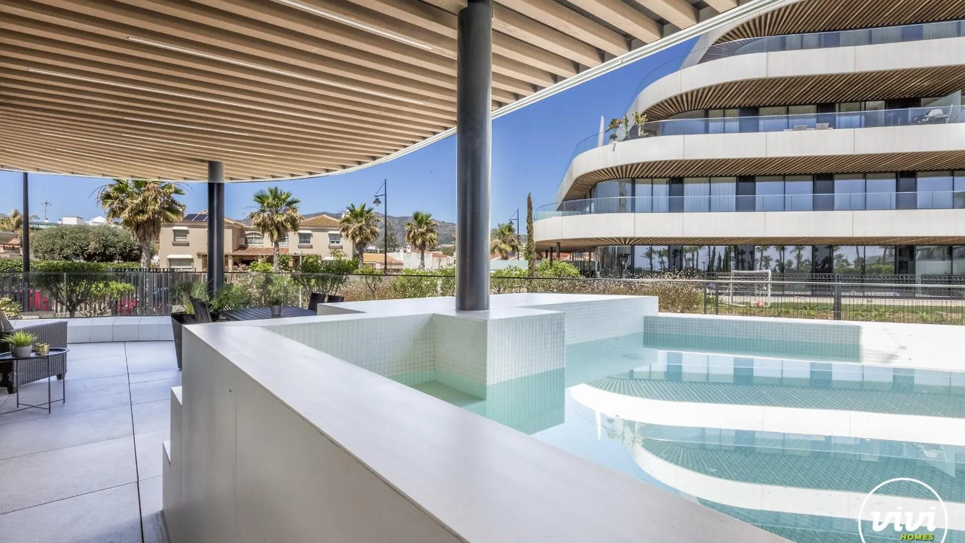 Vivi Homes - Choco Pool, Gym, Terrace & Beach Torremolinos 0*,  Spain