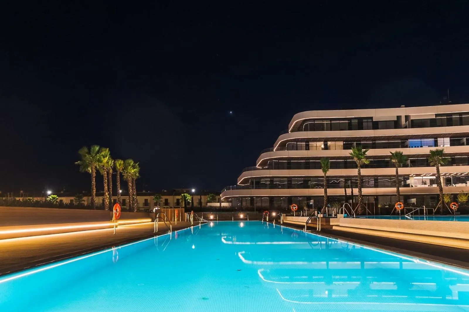 Vivi Homes - Choco Pool, Gym, Terrace & Beach Torremolinos