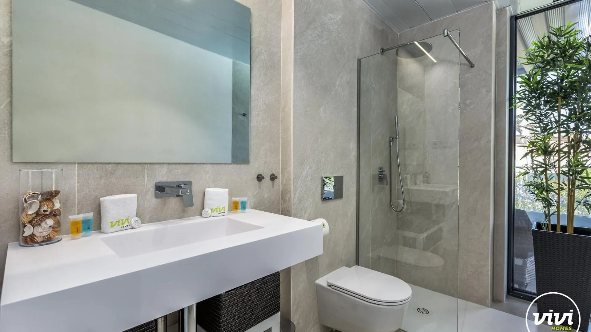 Vivi Homes - Choco Pool, Gym, Terrace & Beach Torremolinos 0*,