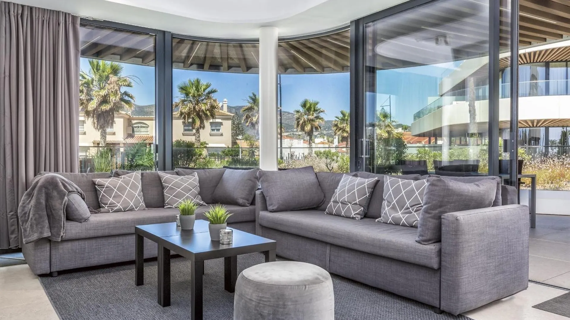 Apartment Vivi Homes - Choco Pool, Gym, Terrace & Beach Torremolinos
